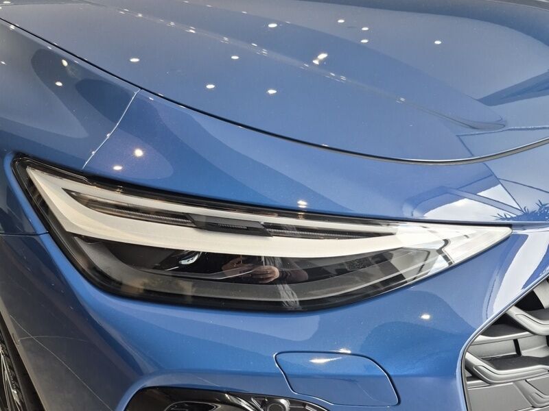 More views of Audi A6