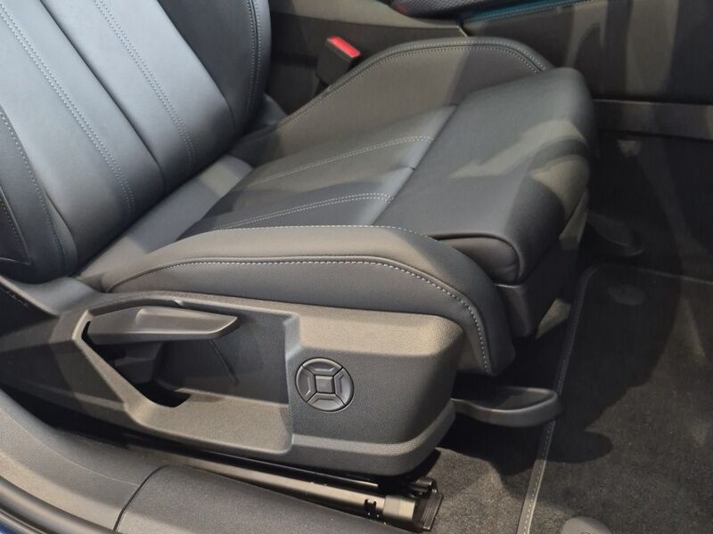 More views of Audi A6