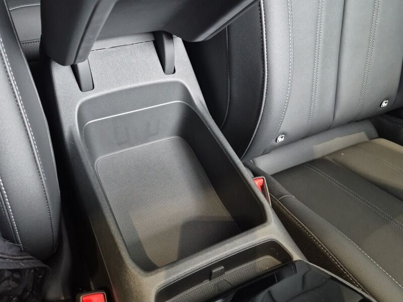 More views of Audi A6