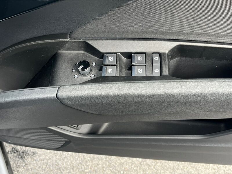 More views of Audi Q4 e-tron
