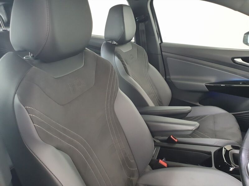 More views of Volkswagen ID.4
