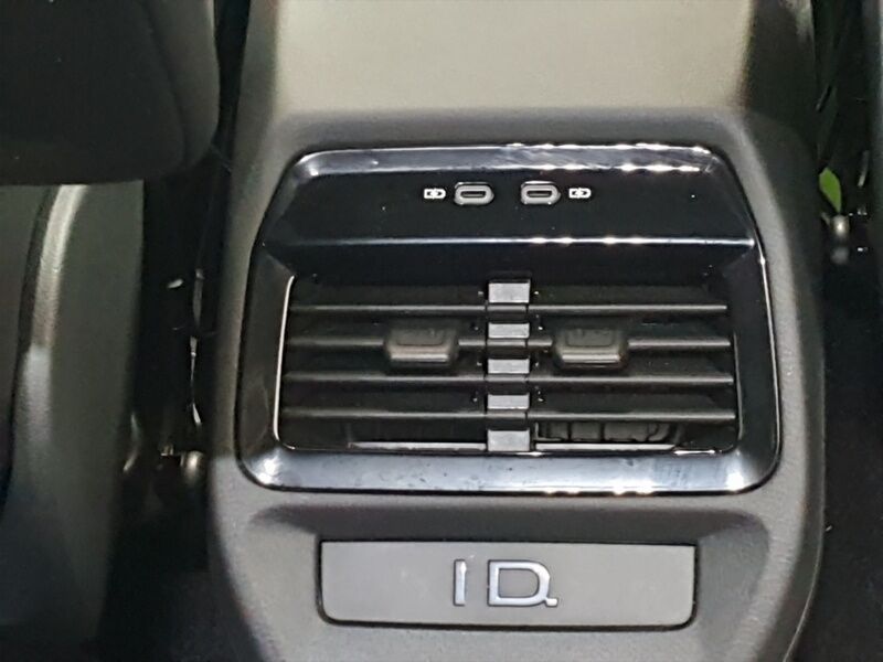 More views of Volkswagen ID.4