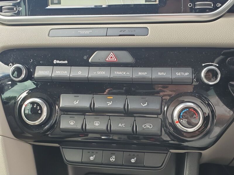 More views of Kia Sportage