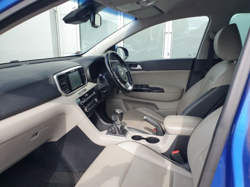 More views of Kia Sportage