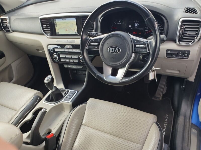 More views of Kia Sportage