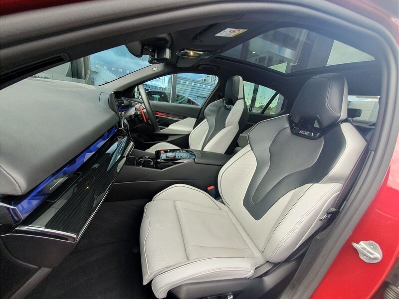 More views of BMW M5