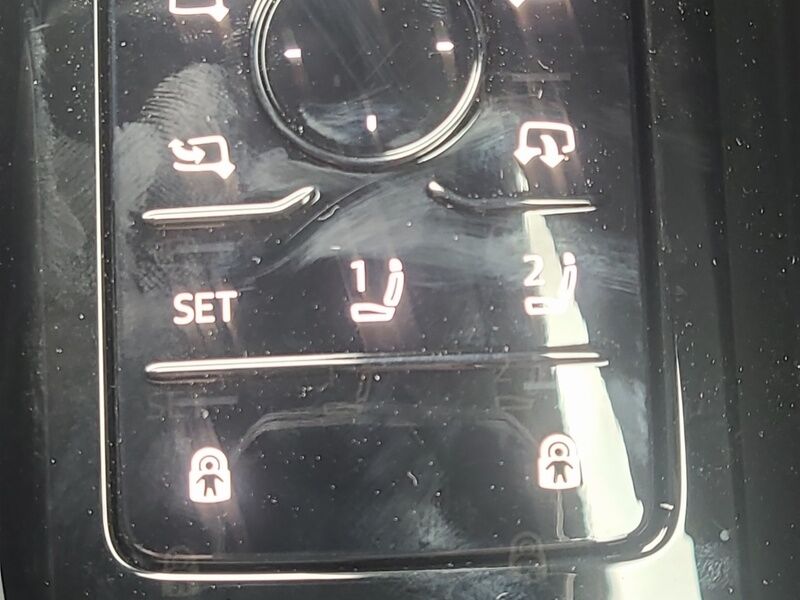 More views of Audi Q6 e-tron