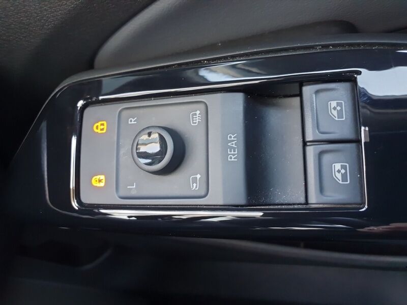 More views of Volkswagen ID.4