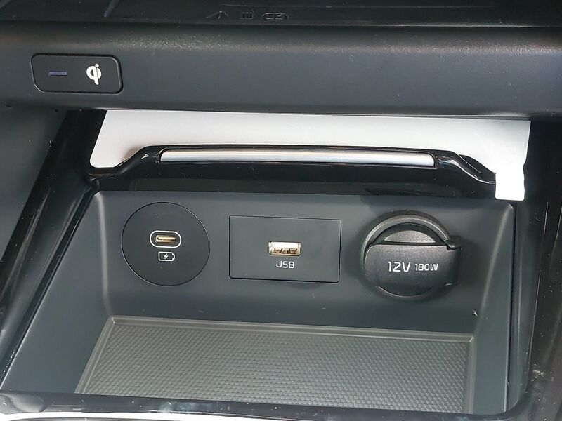 More views of Kia XCeed
