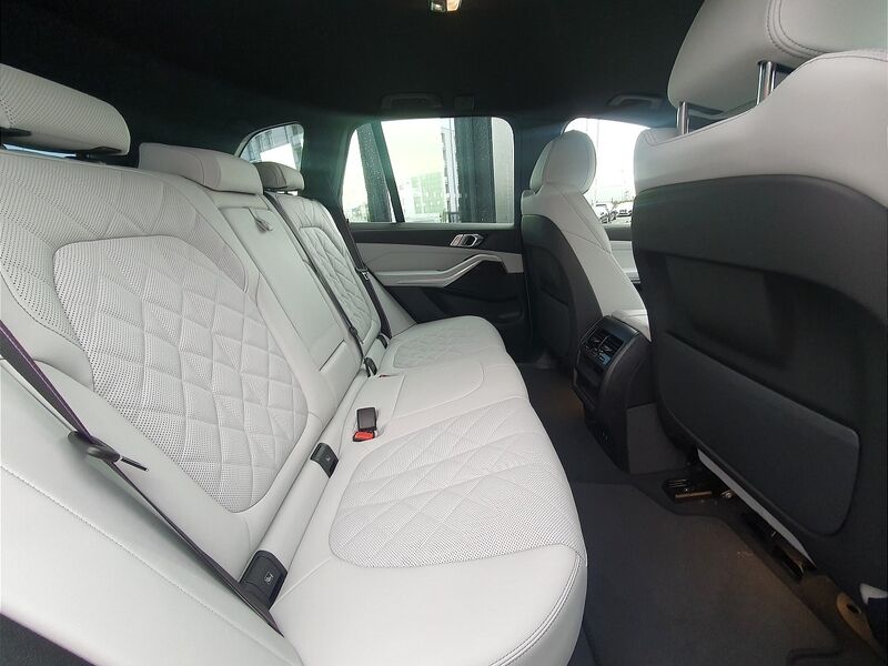 More views of BMW X5