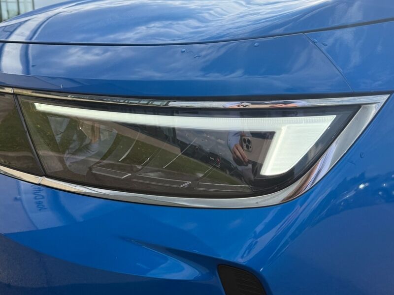 More views of Opel Astra