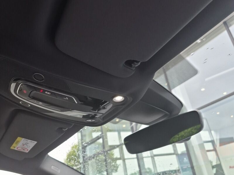 More views of Audi Q7