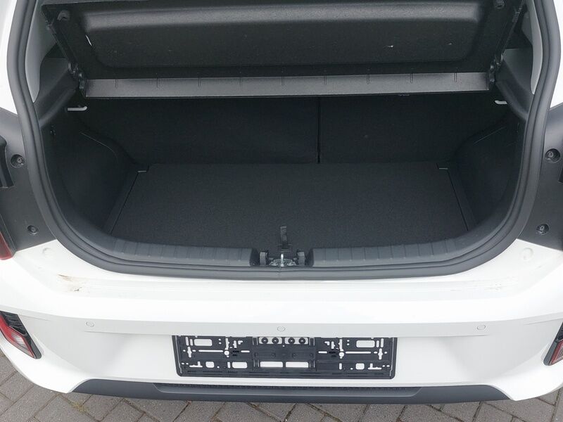 More views of Kia Picanto
