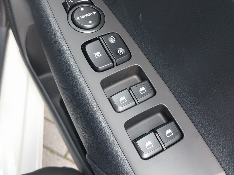 More views of Kia Picanto