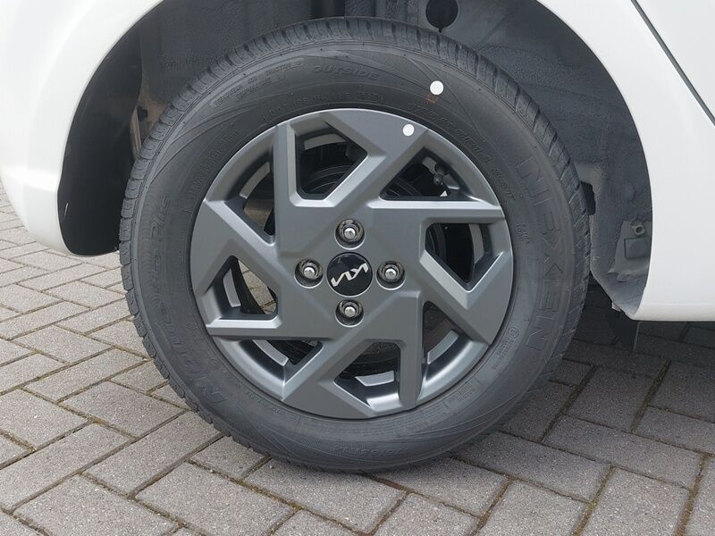 More views of Kia Picanto