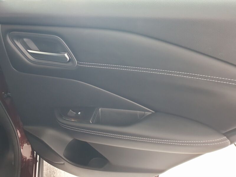 More views of Nissan Qashqai