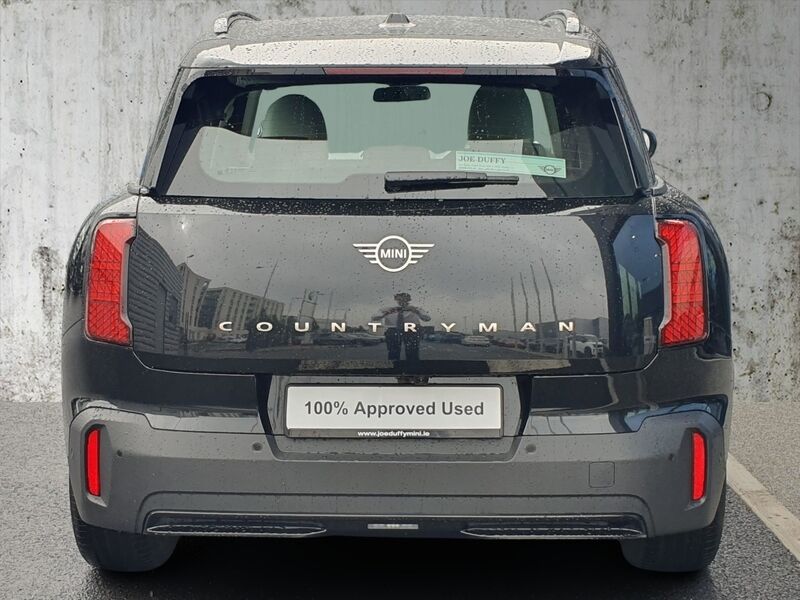 More views of Mini Countryman