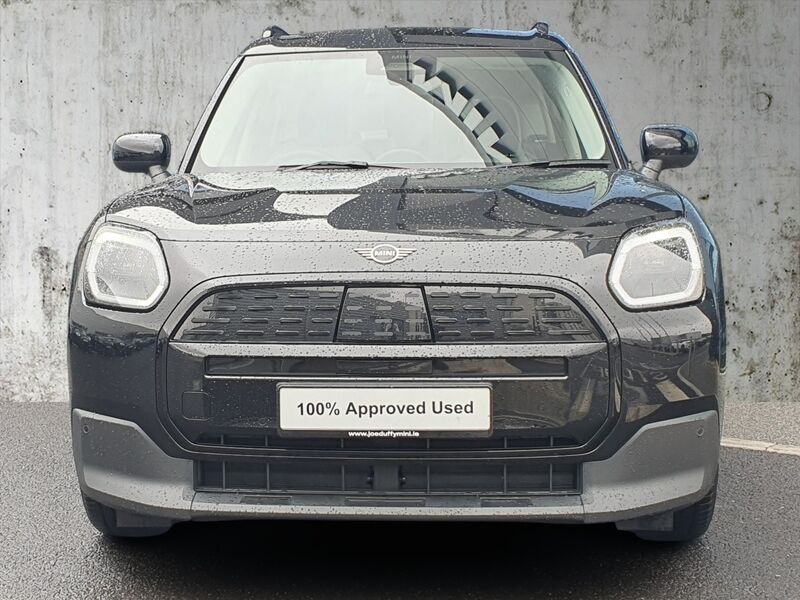 More views of Mini Countryman