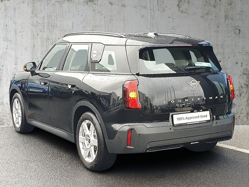 More views of Mini Countryman