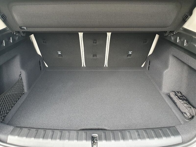 More views of BMW X1