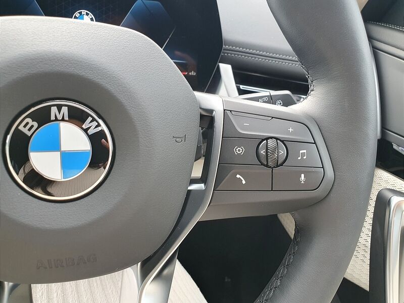 More views of BMW X1