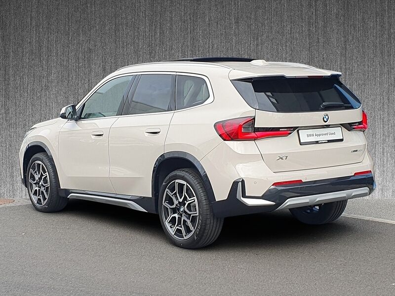 More views of BMW X1