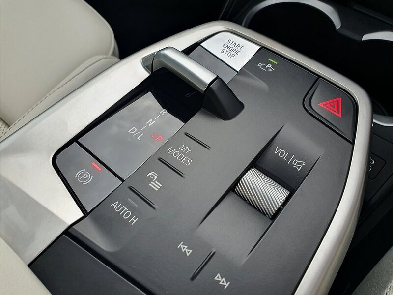 More views of BMW X1