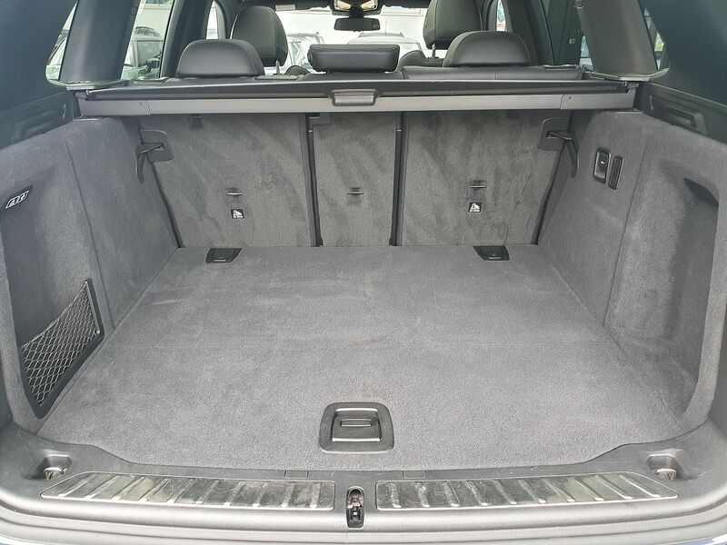 More views of BMW iX3