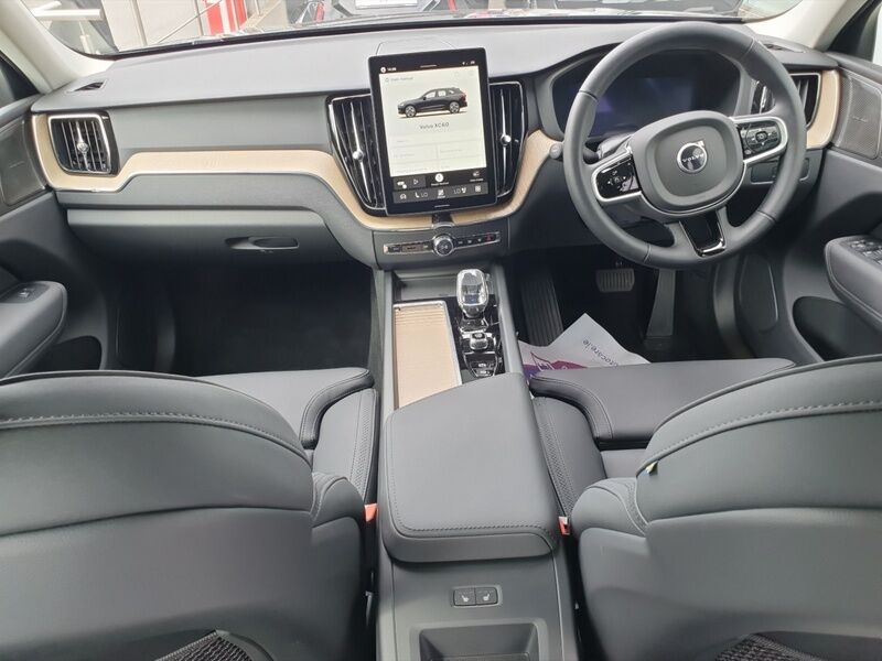More views of Volvo XC60