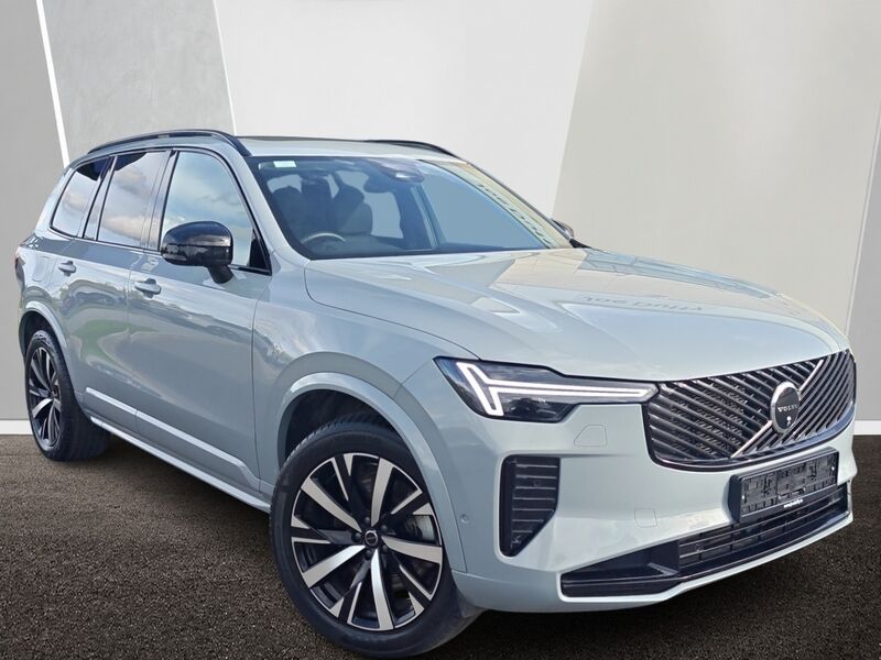 More views of Volvo XC90