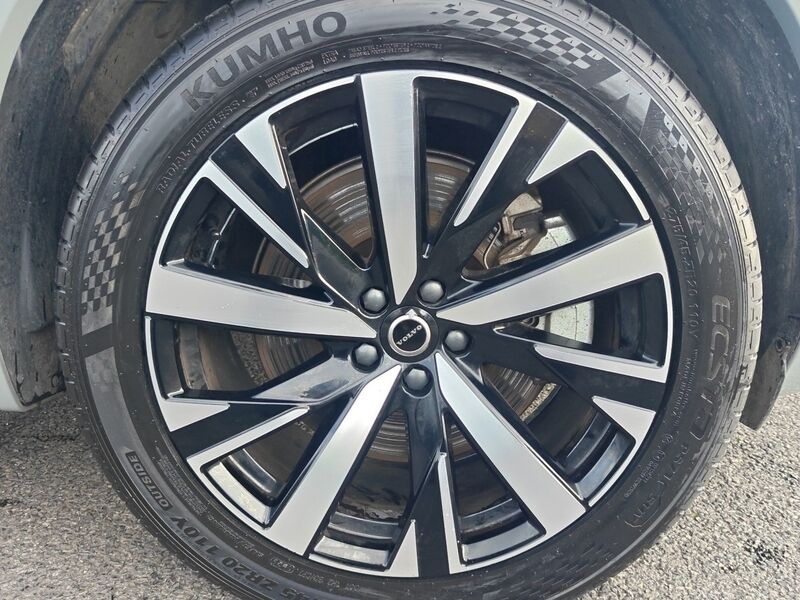 More views of Volvo XC90