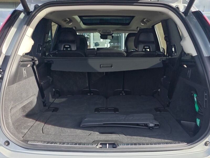 More views of Volvo XC90