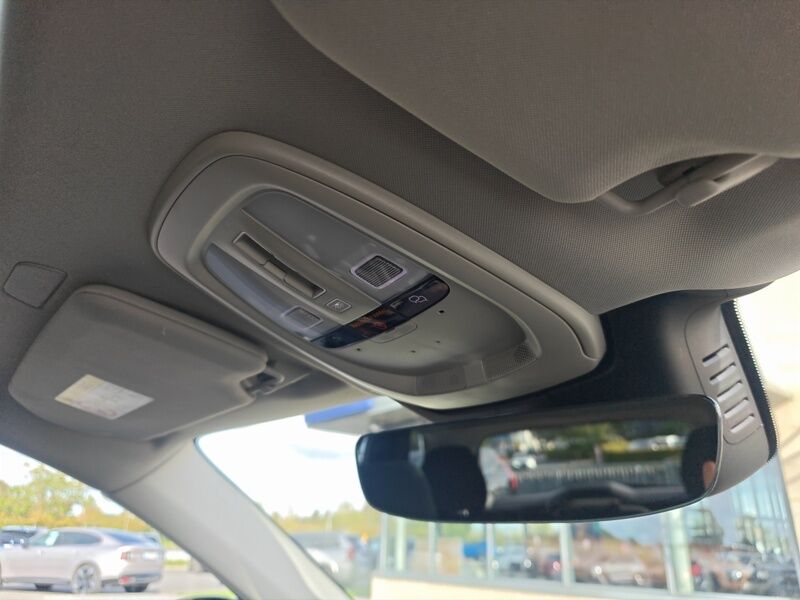 More views of Volvo XC90