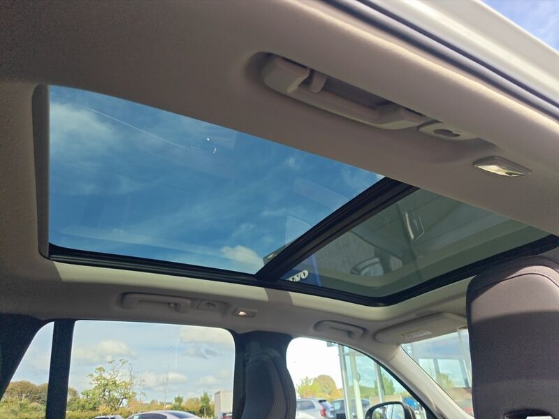 More views of Volvo XC90