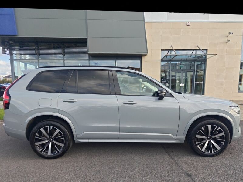More views of Volvo XC90