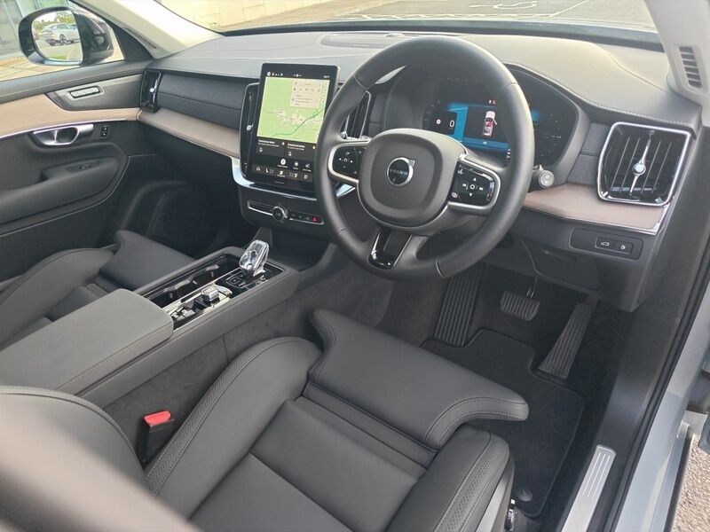More views of Volvo XC90