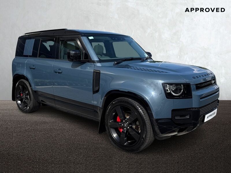 More views of Land Rover Defender