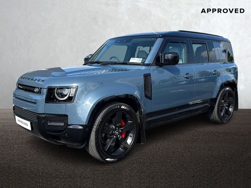 More views of Land Rover Defender