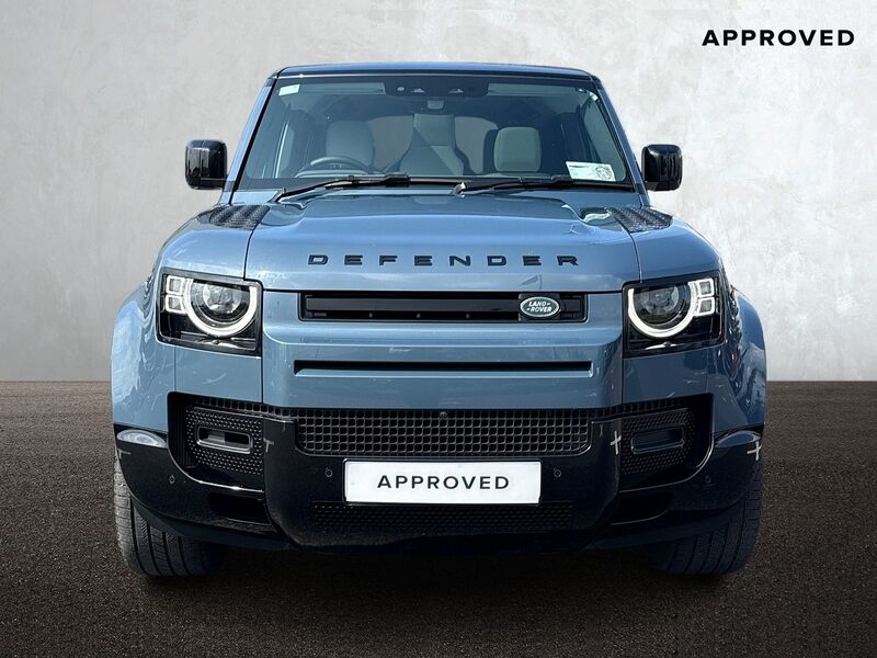 More views of Land Rover Defender