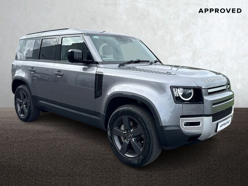 More views of Land Rover Defender