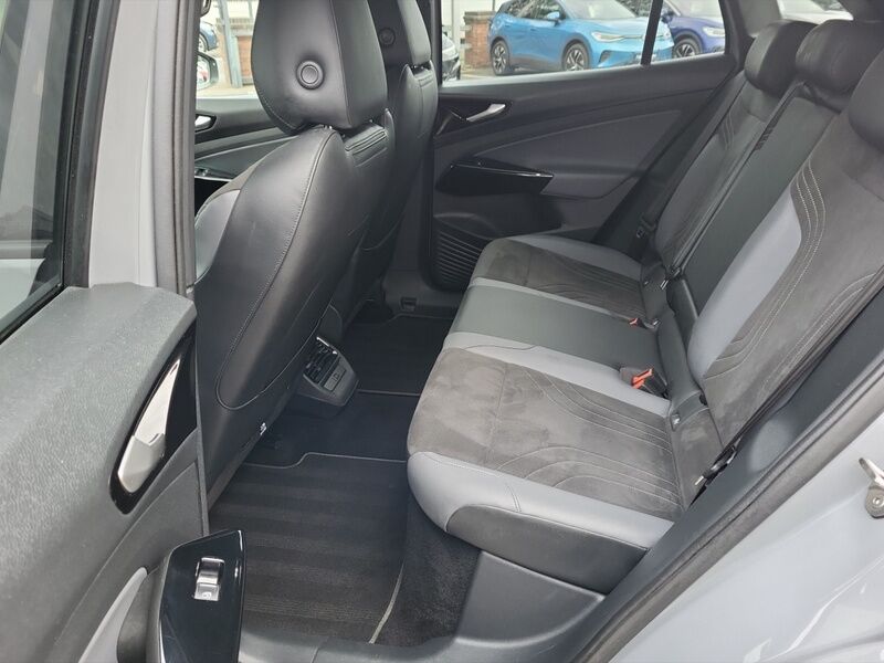 More views of Volkswagen ID.4