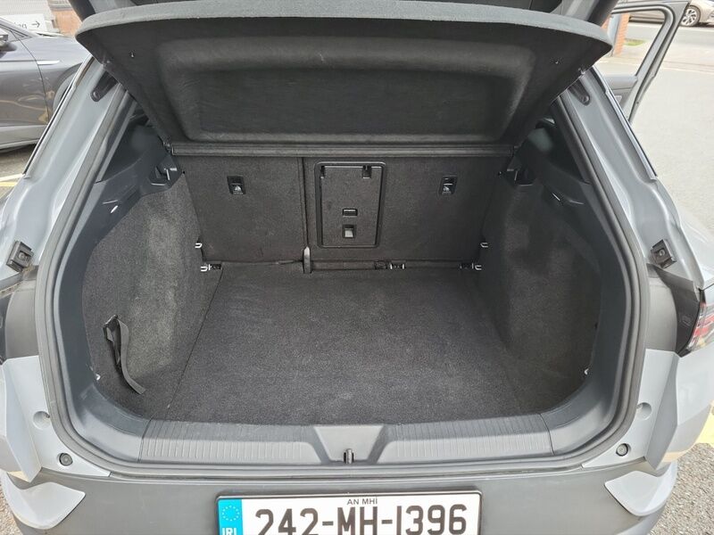 More views of Volkswagen ID.4