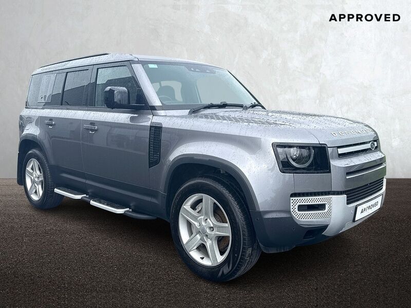 More views of Land Rover Defender