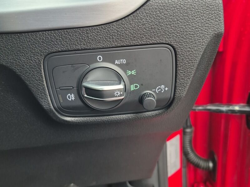 More views of Audi Q2