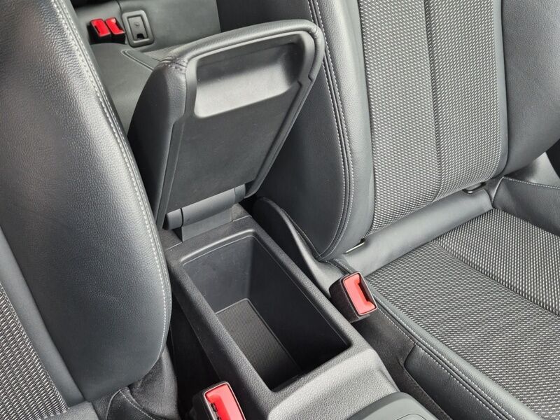 More views of Audi Q2