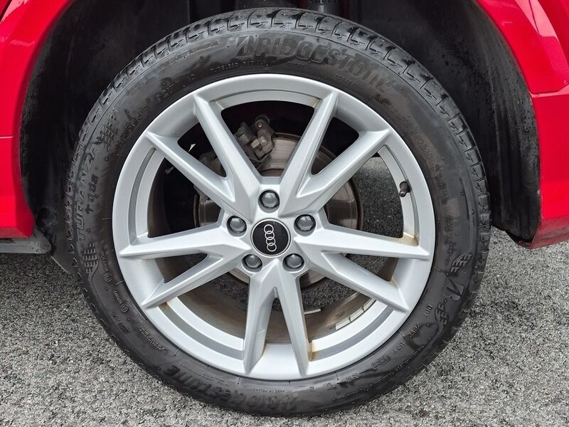 More views of Audi Q2