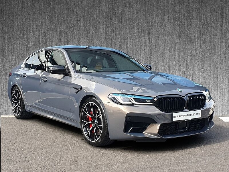 More views of BMW M5