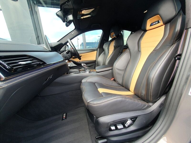 More views of BMW M5