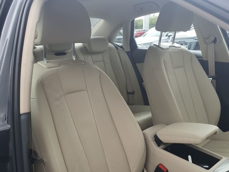 More views of Audi A4
