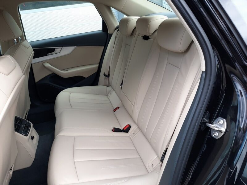 More views of Audi A4